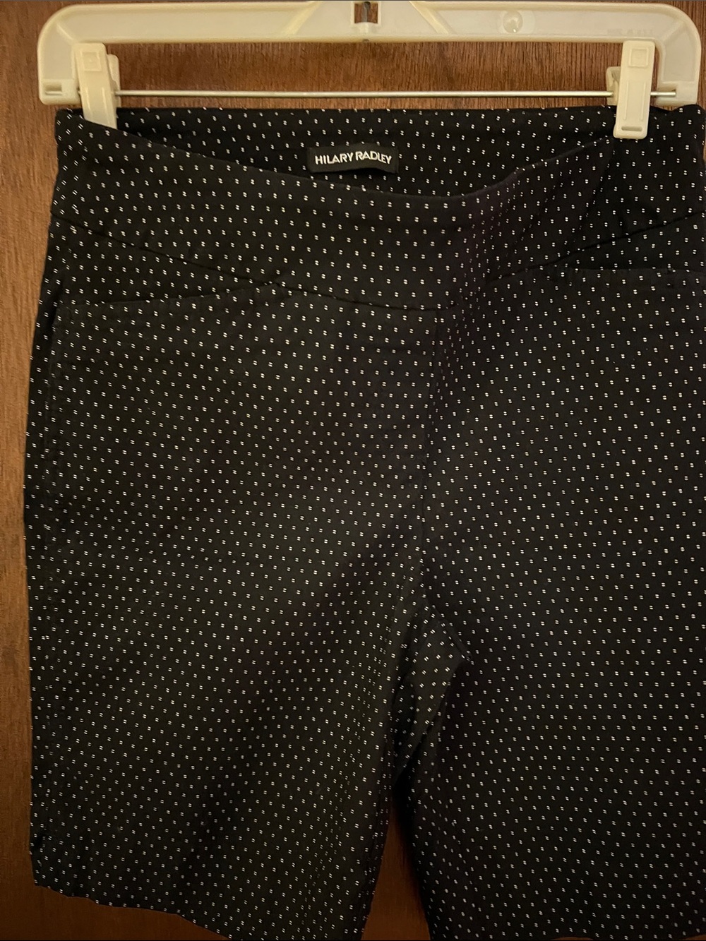Hilary Radley black and white spits on shorts size m